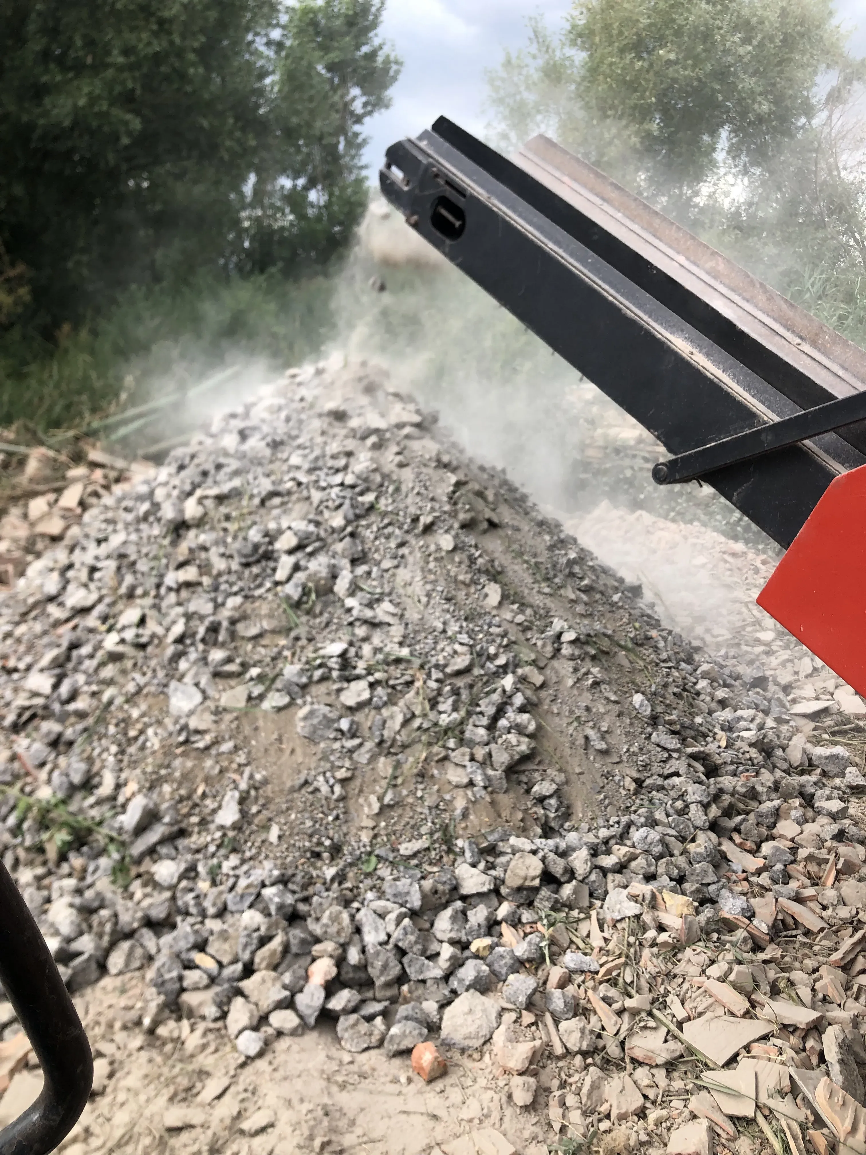 Betondarálás munka